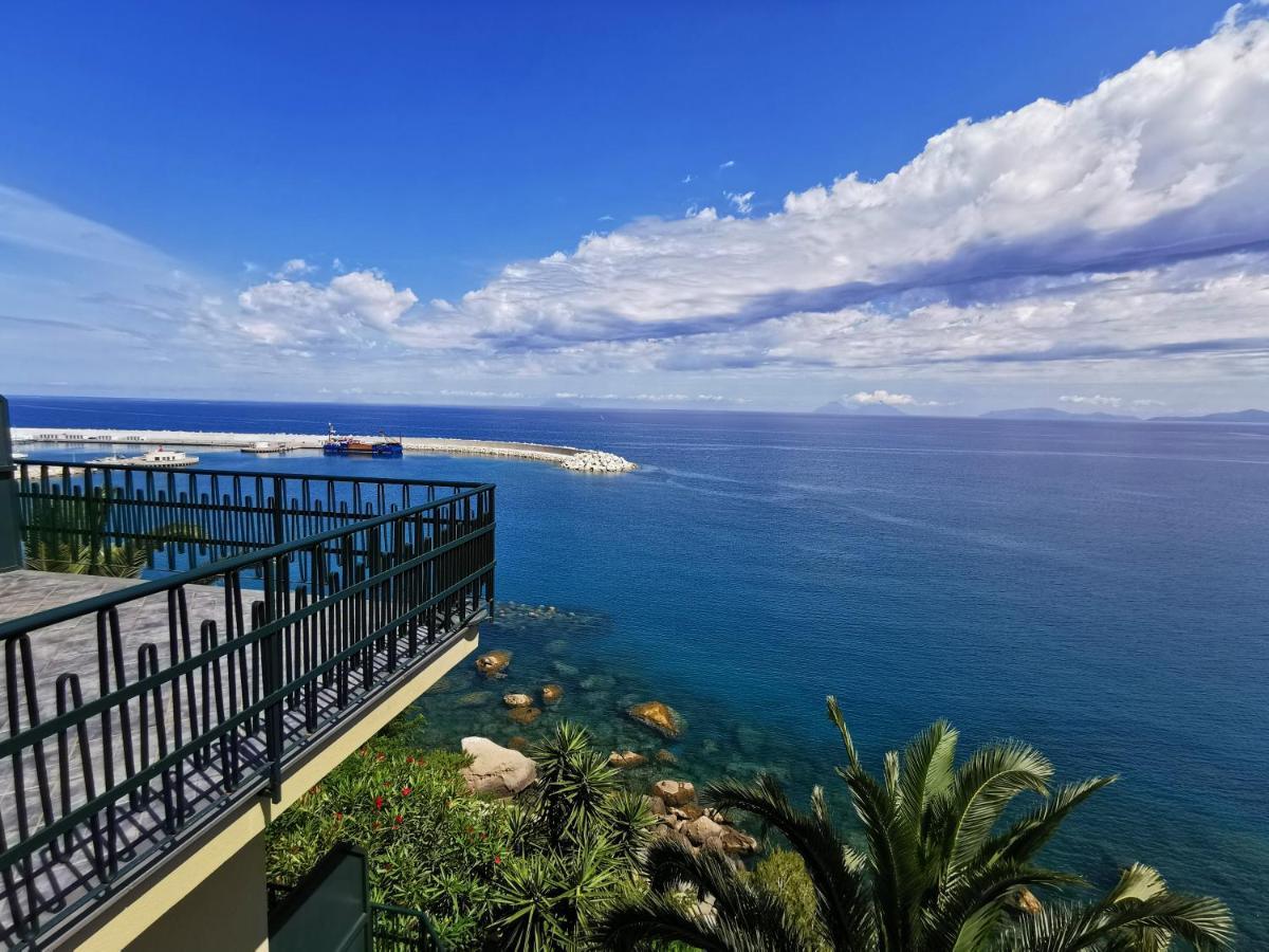 Villa Anita Apartments Capo dʼOrlando Buitenkant foto
