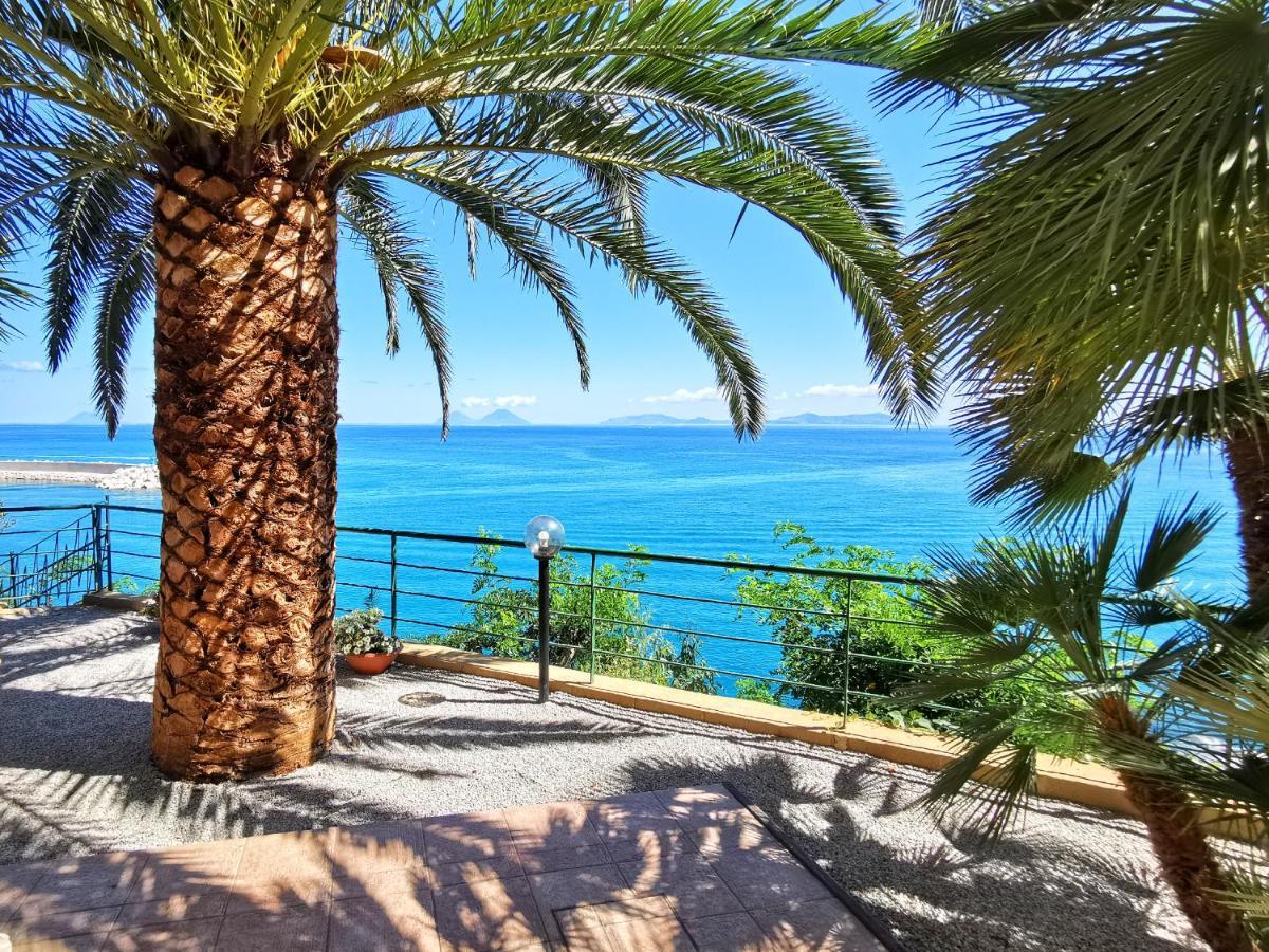 Villa Anita Apartments Capo dʼOrlando Buitenkant foto