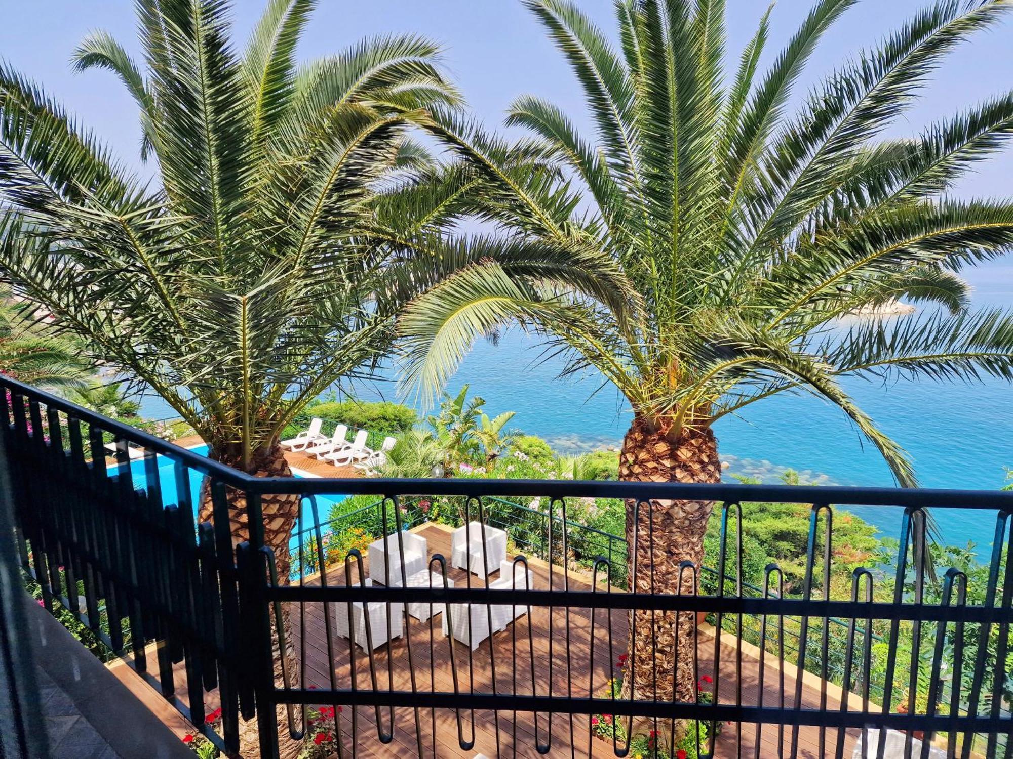 Villa Anita Apartments Capo dʼOrlando Buitenkant foto