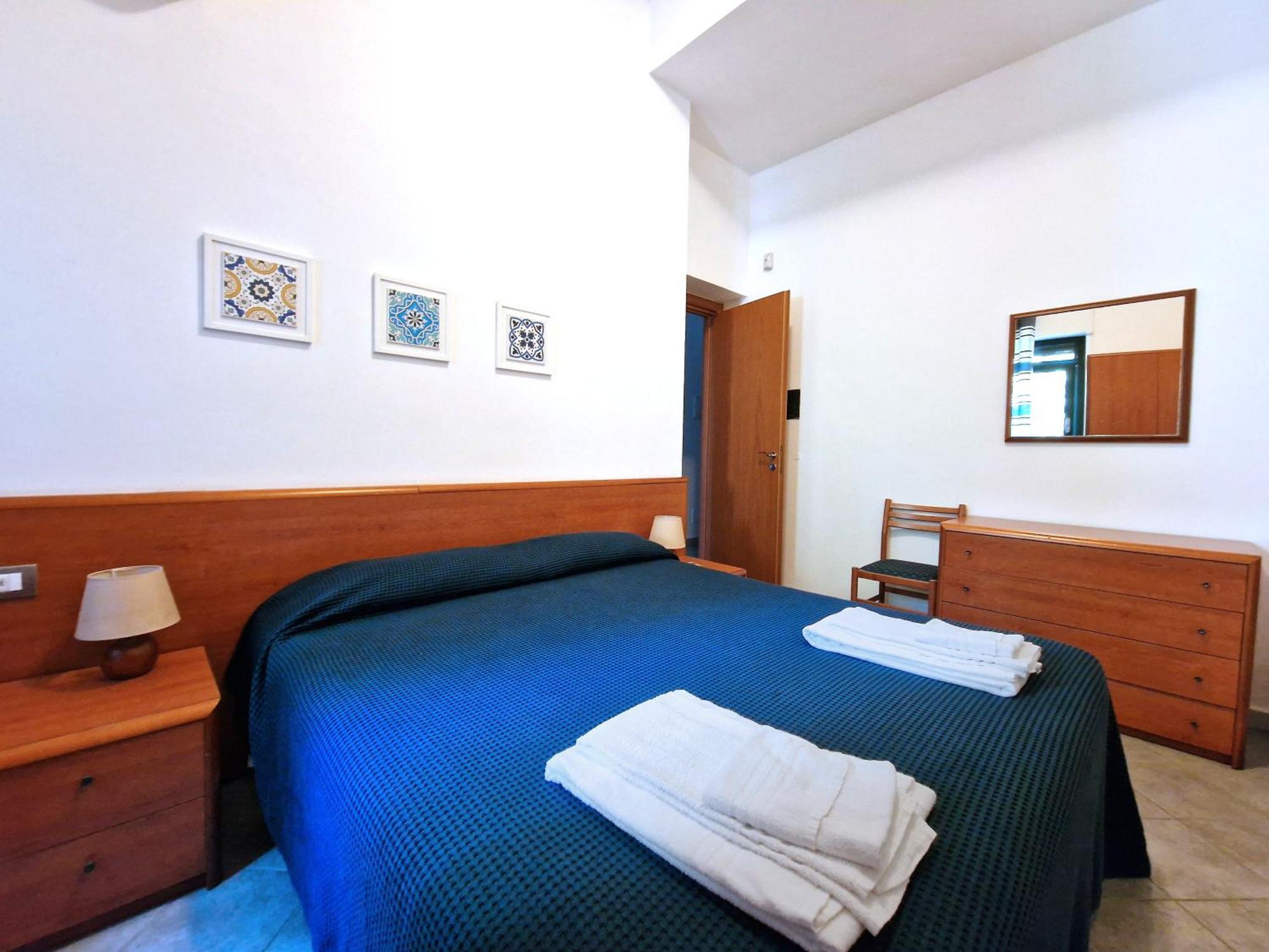 Villa Anita Apartments Capo dʼOrlando Kamer foto