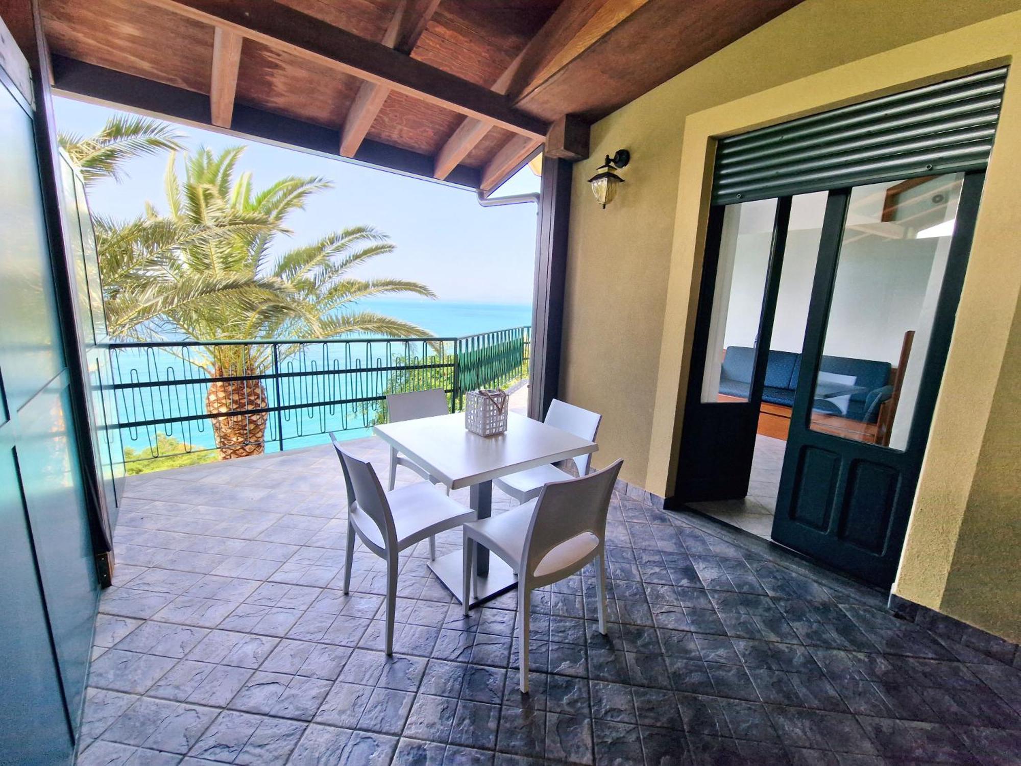 Villa Anita Apartments Capo dʼOrlando Kamer foto