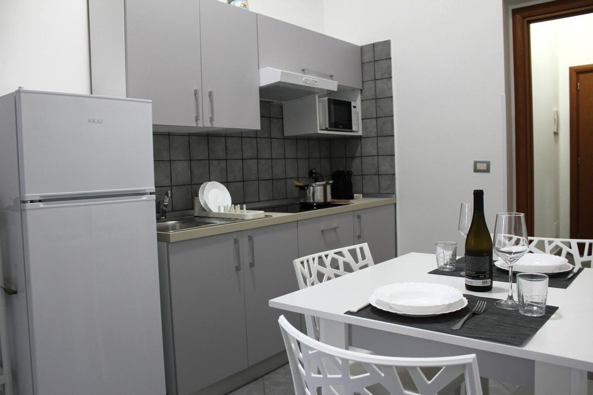 Villa Anita Apartments Capo dʼOrlando Buitenkant foto